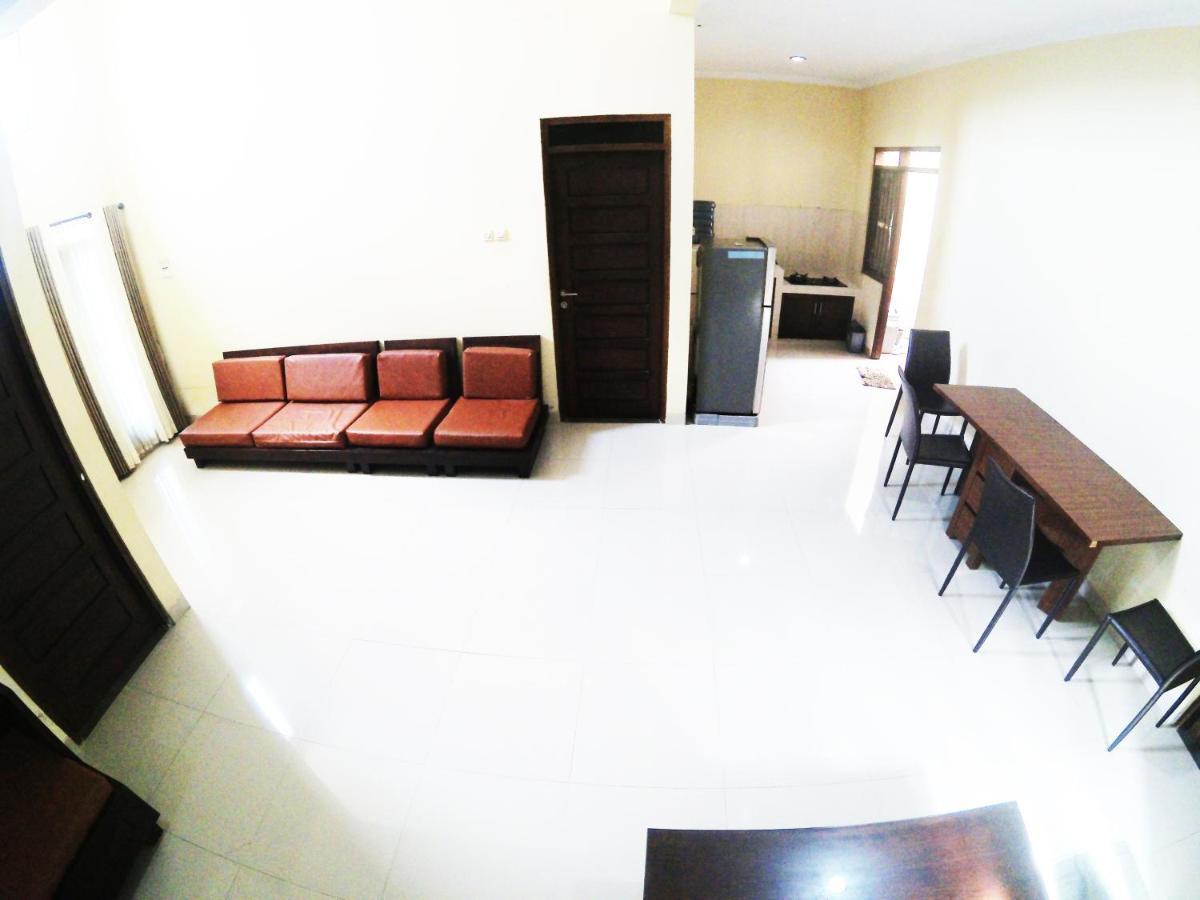Minggiran Street Homestay Jogja Yogyakarta Esterno foto